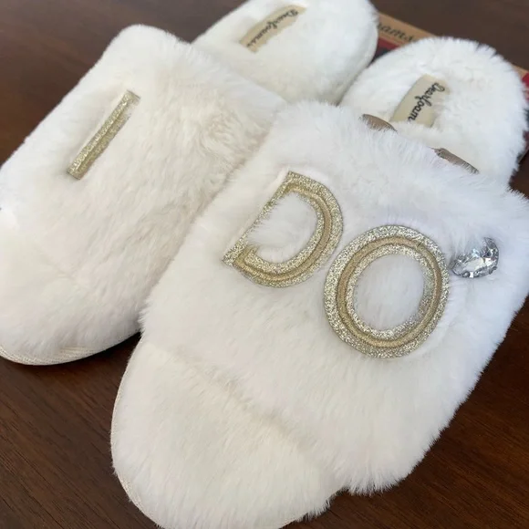 NWT Dearfoams I Do slippers - Picture 3 of 3